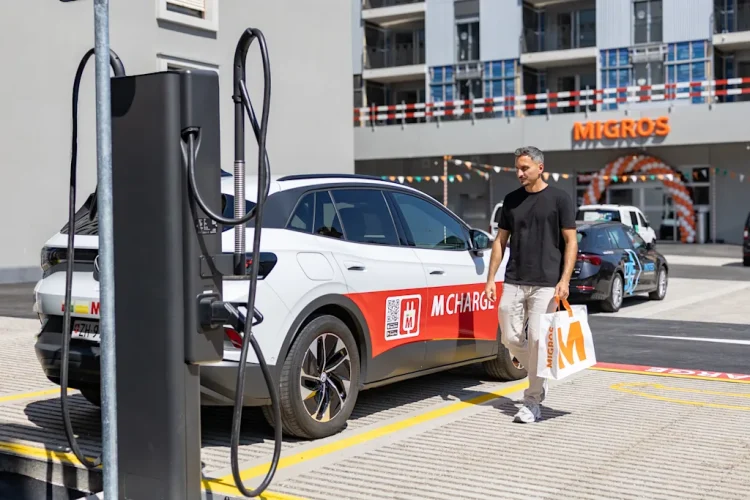M-Charge M Charge Medienmitteilung